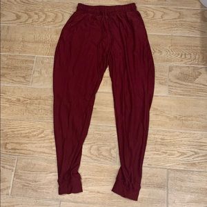 Maroon/ red joggers sweats
